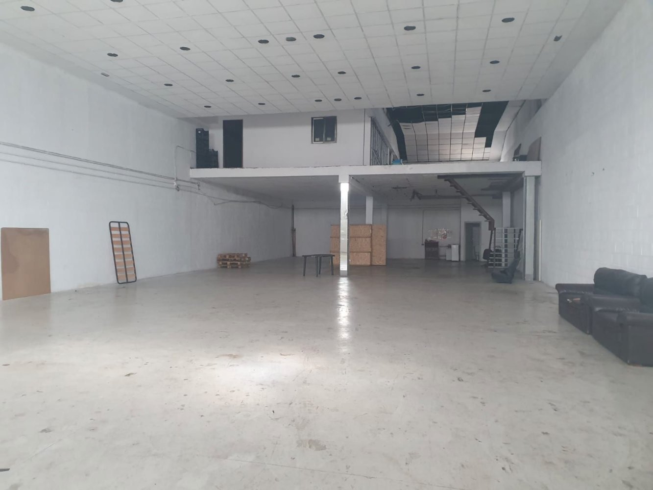 450m² Warehouse in Jerez de la Frontera, Spain No. 214497