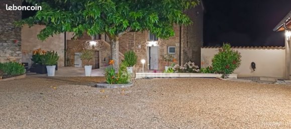 3 bedrooms House in Tournus, France No. 353557 2