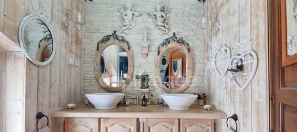 3 bedrooms House in Tournus, France No. 353557 9