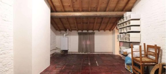 Casa de 11 habitaciónes en Carpi, Italy No. 176103 23