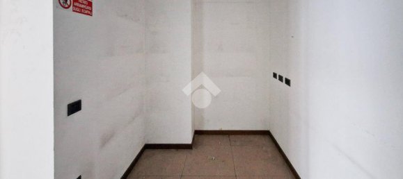 6 rooms Commercial property in Verona, Italy No. 324250 21