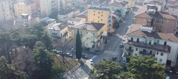 6 rooms Commercial property in Verona, Italy No. 324250 10