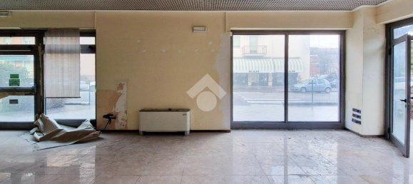 6 rooms Commercial property in Verona, Italy No. 324250 29