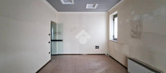 6 rooms Commercial property in Verona, Italy No. 324250 5