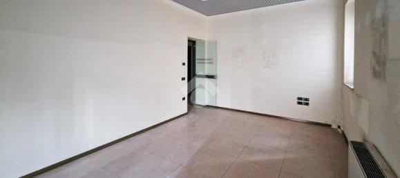 6 rooms Commercial property in Verona, Italy No. 324250 8