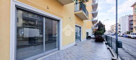 6 rooms Commercial property in Verona, Italy No. 324250 9