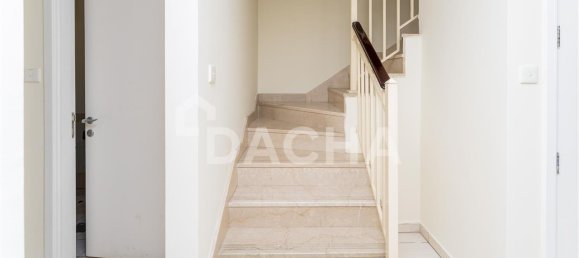 2 bedrooms Villa in Dubai, UAE No. 27676 9