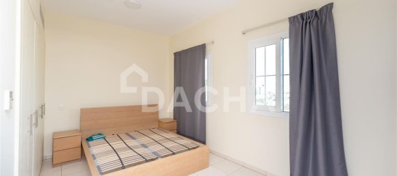 2 bedrooms Villa in Dubai, UAE No. 27676 12