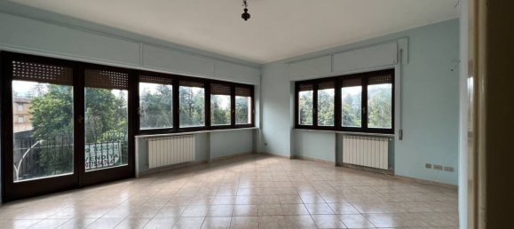 5 rooms Apartment in Fiuggi, Italy No. 216319 4