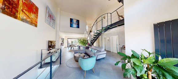 3 bedrooms House in Pontault-Combault, France No. 122970 2