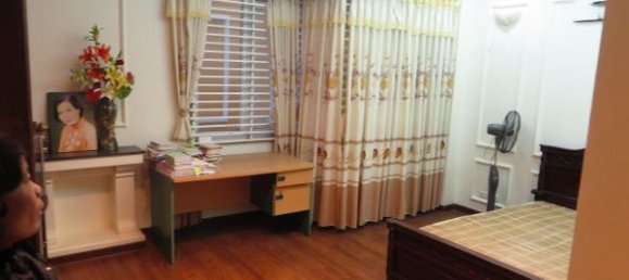 Casa de 4 dormitorios en Ba Dinh, Vietnam No. 4887 8