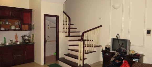 Casa de 4 dormitorios en Ba Dinh, Vietnam No. 4887 3