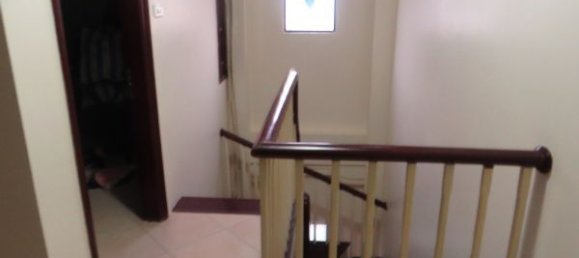 Casa de 4 dormitorios en Ba Dinh, Vietnam No. 4887 4