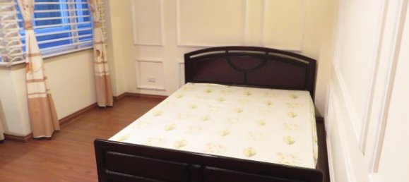 Casa de 4 dormitorios en Ba Dinh, Vietnam No. 4887 6