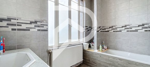 3 bedrooms Townhouse in Quievrechain, France No. 275911 9