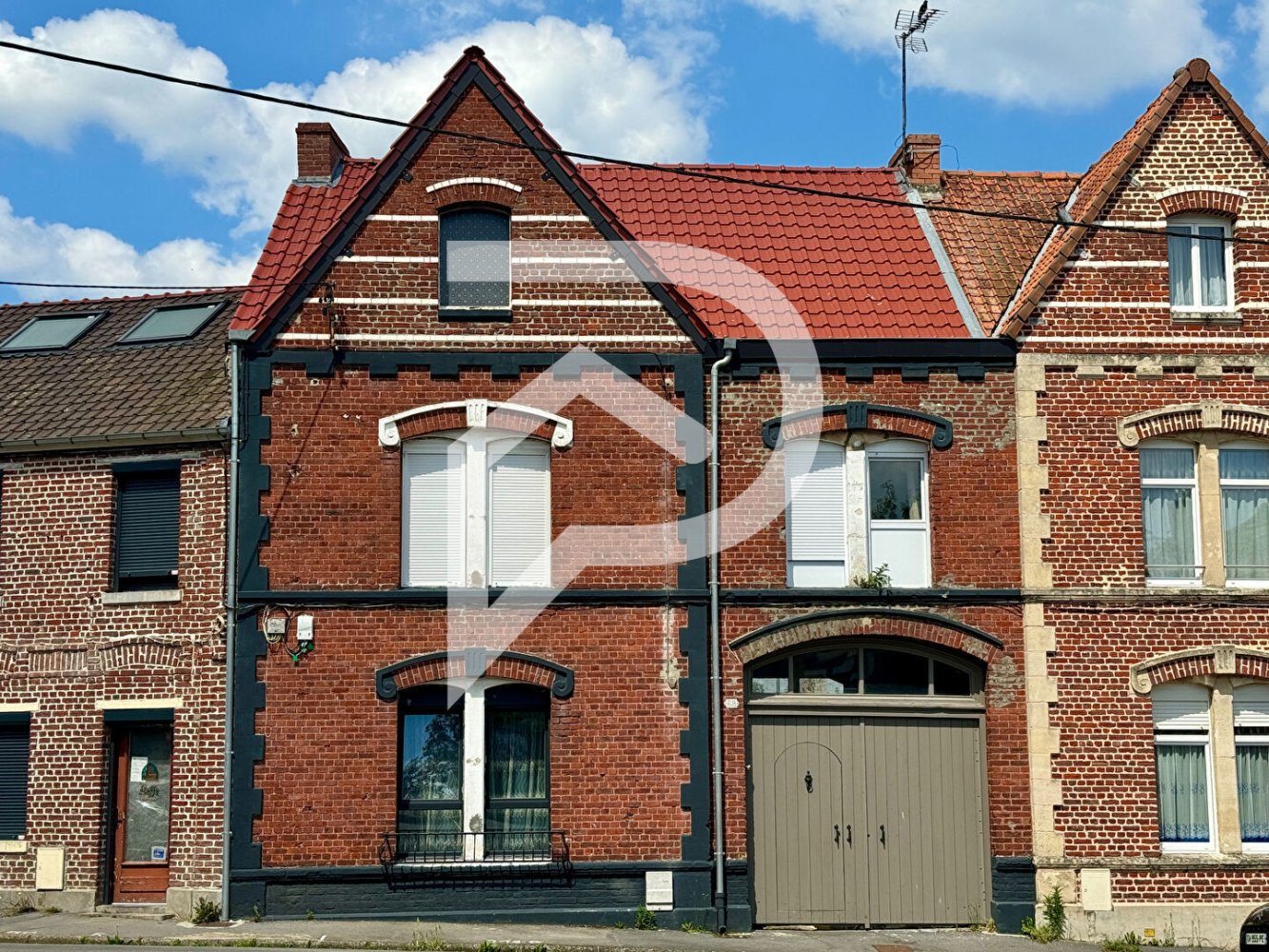 3 bedrooms Townhouse in Quievrechain, France No. 275911