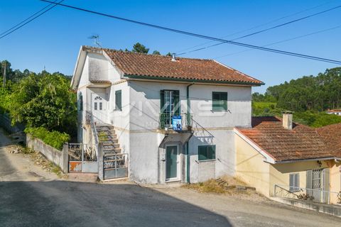 Дом с 4 спальнями в Вила Верди, Португалия № 219764