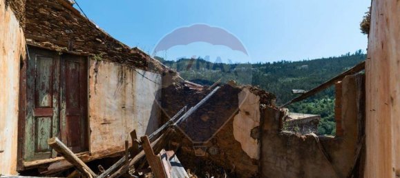 3 bedrooms House in Ceira, Portugal No. 169166 10