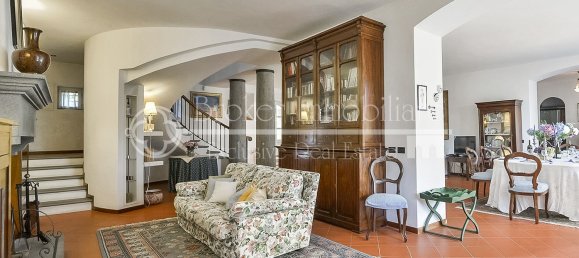 17 rooms Villa in Capannori, Italy No. 127009 13