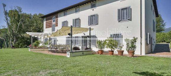 17 rooms Villa in Capannori, Italy No. 127009 4