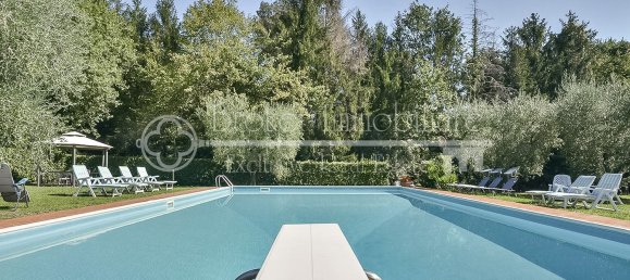 17 rooms Villa in Capannori, Italy No. 127009 9