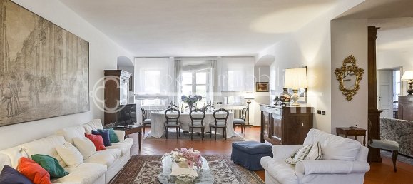 17 rooms Villa in Capannori, Italy No. 127009 12