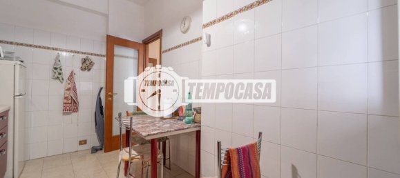 3 bedrooms Apartment in Rome, Italy No. 350264 15