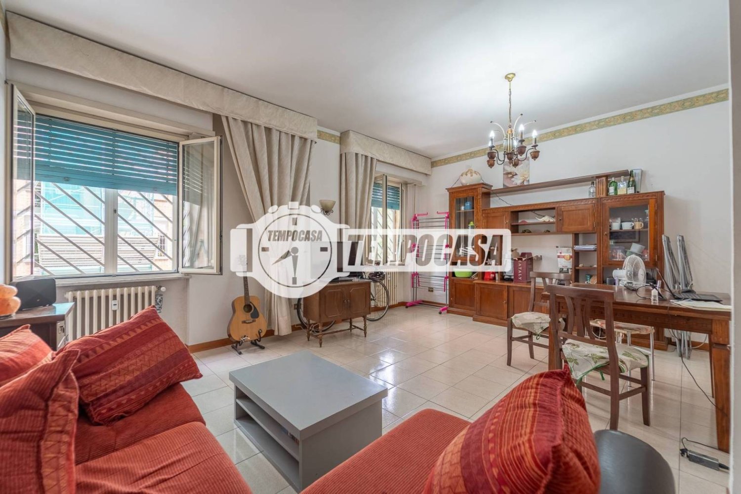 3 bedrooms Apartment in Rome, Italy No. 350264