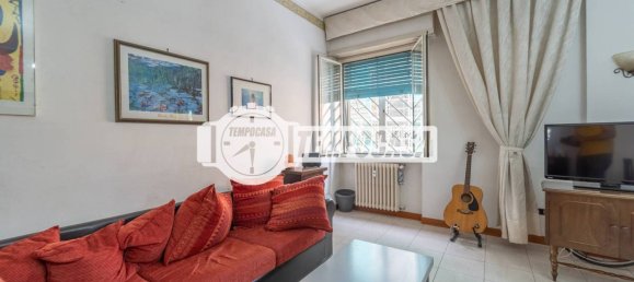 3 bedrooms Apartment in Rome, Italy No. 350264 3