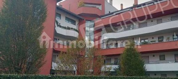 Квартира с 1 спальней в Леньяно, Италия № 290421 2