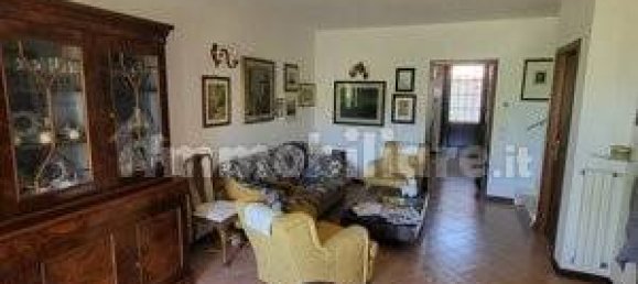 4 Schlafzimmer Haus in Ferrara, Italy, Nr. 269234 9