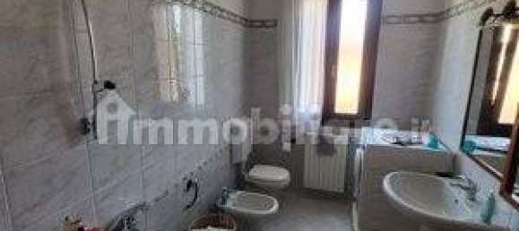 4 Schlafzimmer Haus in Ferrara, Italy, Nr. 269234 21