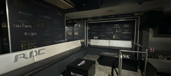 120m² Commercial property in Chambery, France No. 205232 13