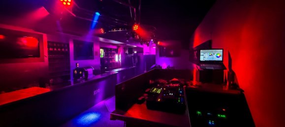 120m² Commercial property in Chambery, France No. 205232 5