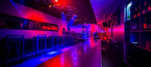 120m² Commercial property in Chambery, France No. 205232 6