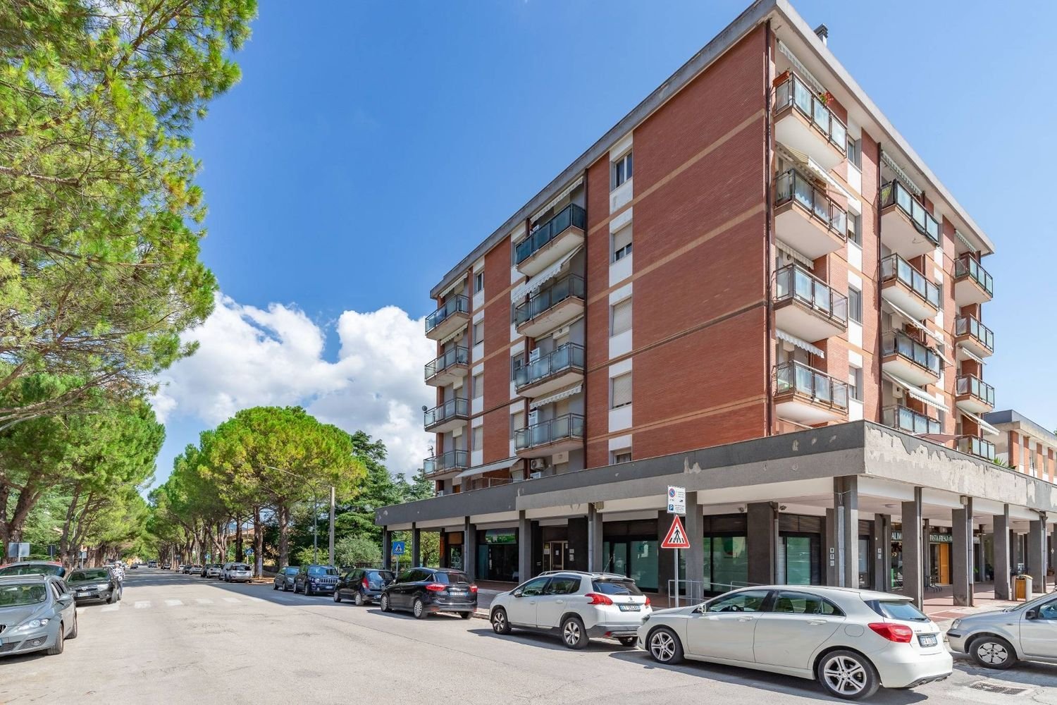 Ático de 5 dormitorios en Pergola, Italy No. 353767