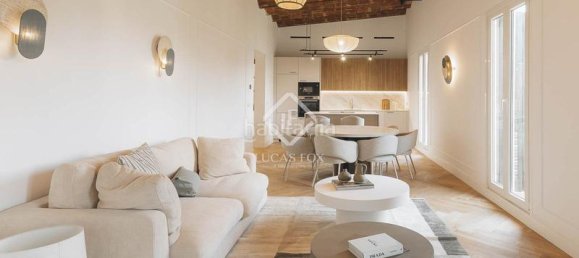 3 chambres Appartement à Eixample, Spain No. 140597 3