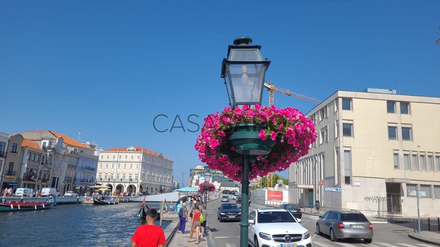 3357m² Building in Aveiro, Portugal No. 191999