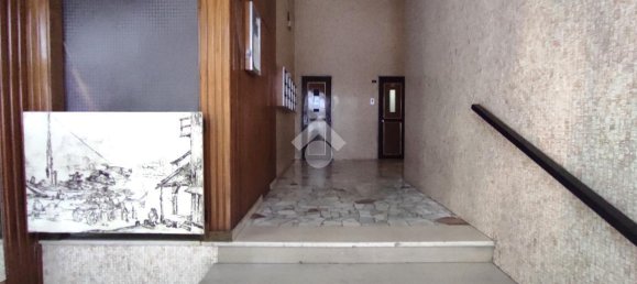 4 rooms Apartment in Foggia, Italy No. 24437 2
