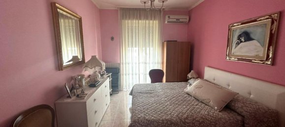 4 rooms Apartment in Foggia, Italy No. 24437 20