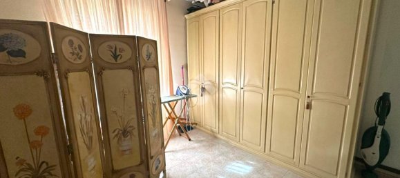4 rooms Apartment in Foggia, Italy No. 24437 16