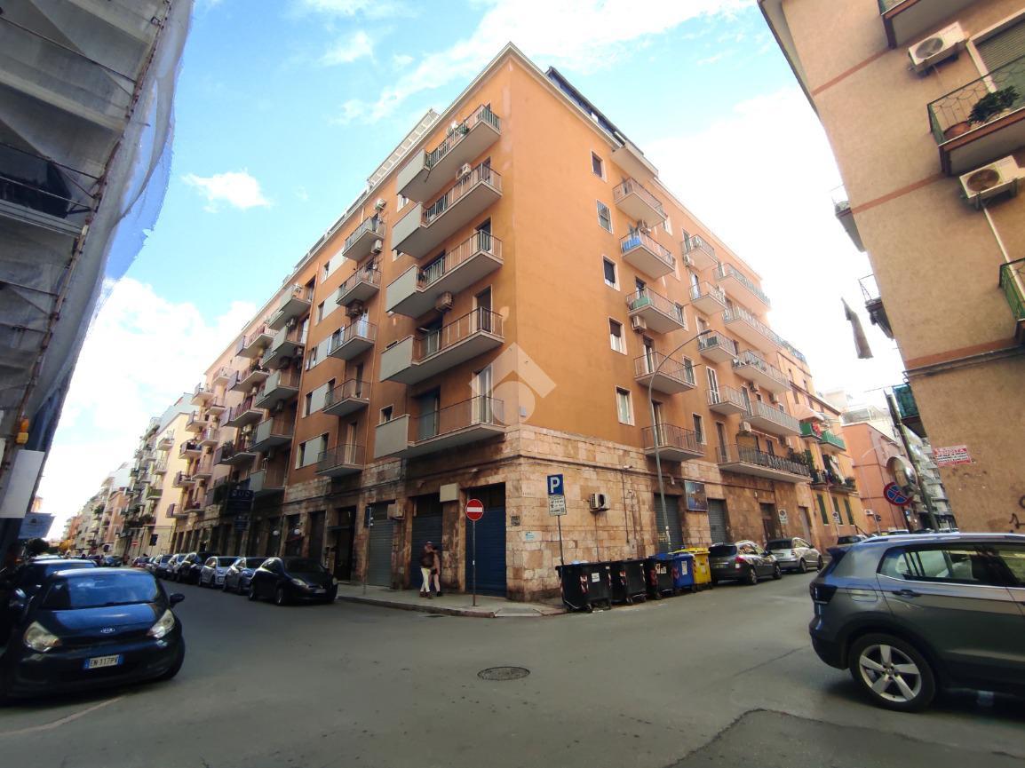 4 rooms Apartment in Foggia, Italy No. 24437