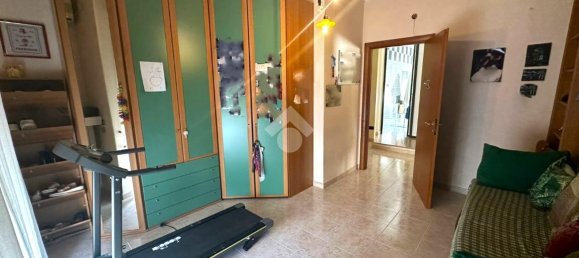 4 rooms Apartment in Foggia, Italy No. 24437 31