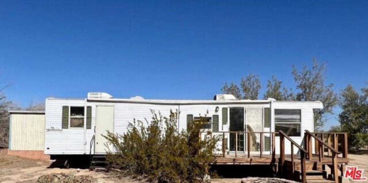 3 bedrooms House in Newberry Springs, USA No. 418747