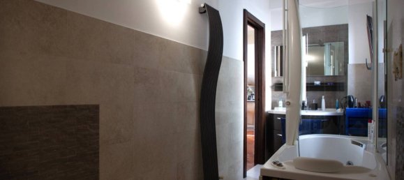 1 bedroom Apartment in Rome, Italy No. 16946 14