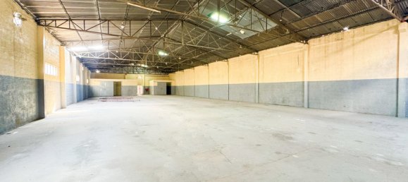 Almacén en Ras Al Khor, UAE 1021.9 m² No. 54097 2