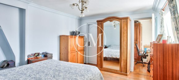 Квартира с 4 спальнями в Версаль, Франция № 164233 3