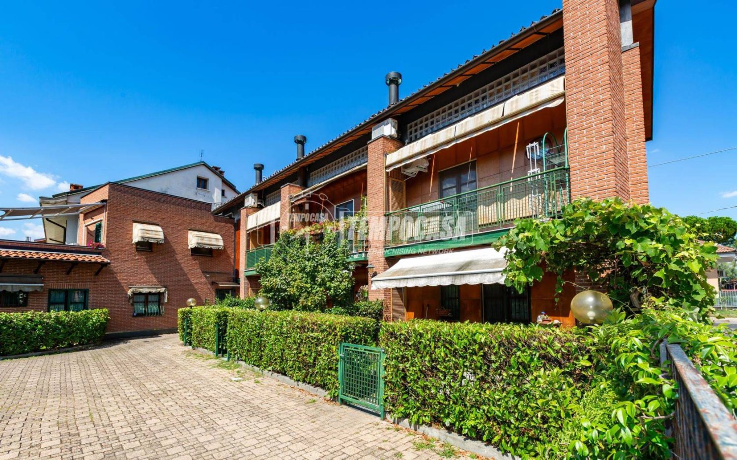 2 bedrooms Villa in San Mauro Torinese, Italy No. 296370