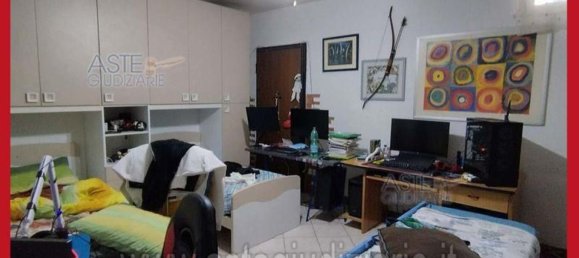 5 bedrooms Apartment in Rome, Italy No. 330832 24