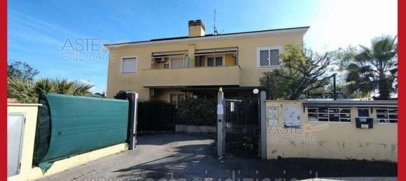 5 bedrooms Apartment in Rome, Italy No. 330832 16